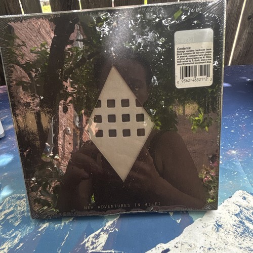 New adventures in hi fi - r.e.m.,
